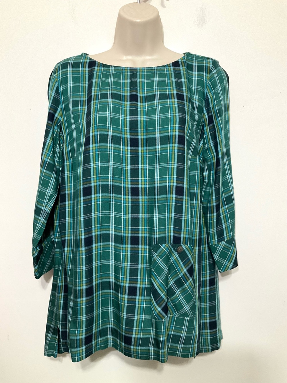 J Jill plaid tunic top Kelly green and blue. 3/4 sleeve XS.